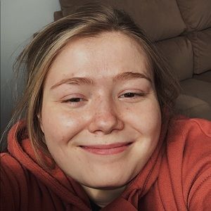 Meet your Posher, Cassie